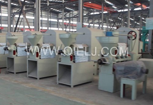 開榨油坊你懂得如何選油坊榨油機設備嗎?企鵝糧油機械告訴您(圖3) 開榨油坊你懂得如何選油坊榨油機設備嗎?企鵝糧油機械告訴您(圖3)