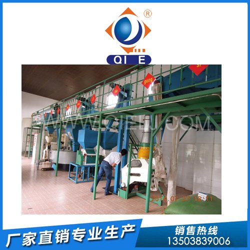 合適選擇榨油機(jī)設(shè)備對(duì)油廠至關(guān)重要(圖1) 合適選擇榨油機(jī)設(shè)備對(duì)油廠至關(guān)重要(圖1)